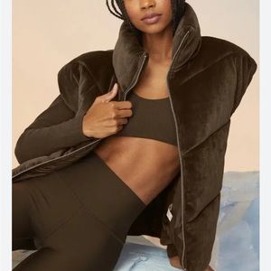 alo ribbed  velour mountain side puffer vest